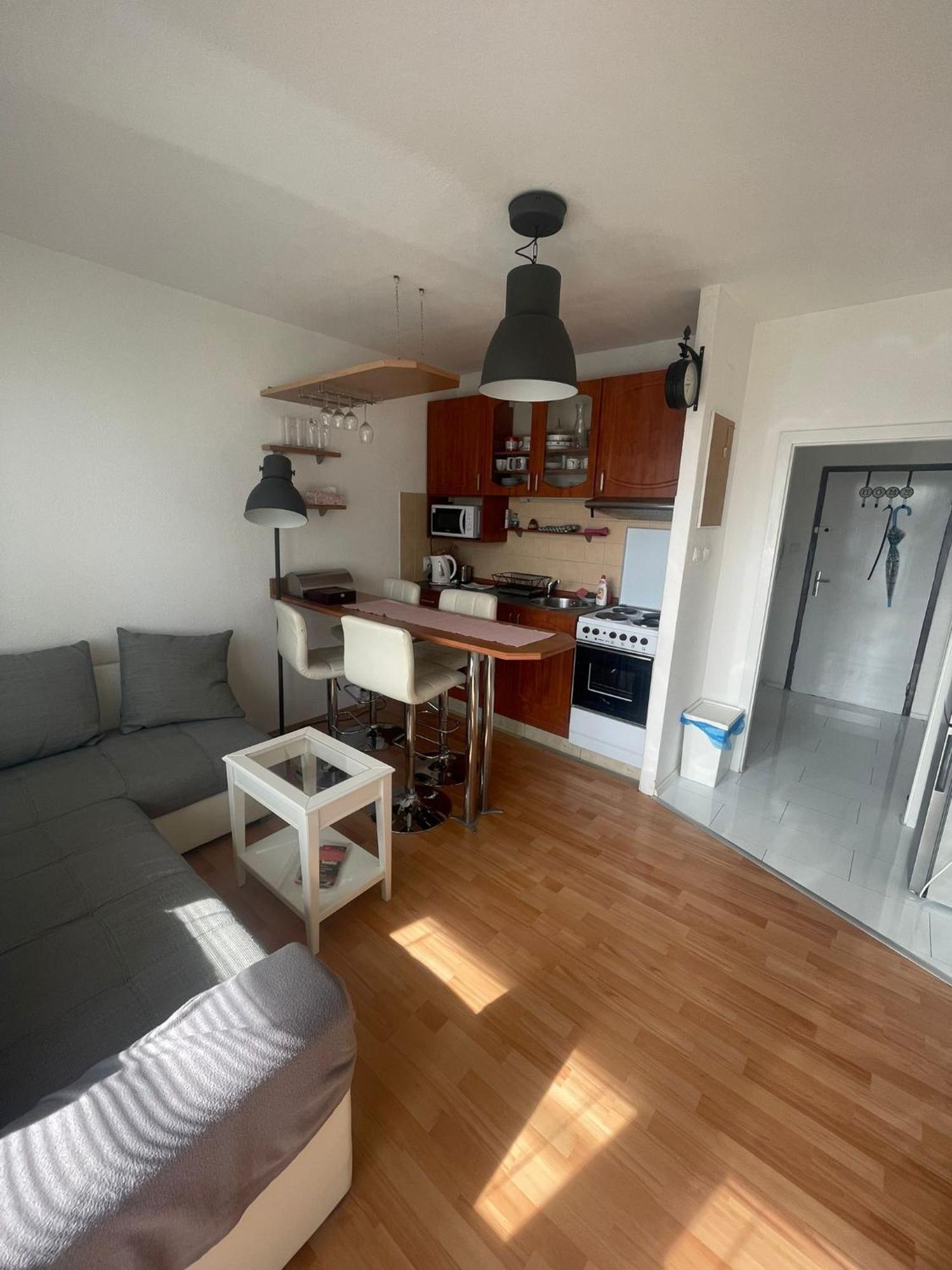 Park View City Center Location Apartment With Balcony 브라티슬라바 외부 사진