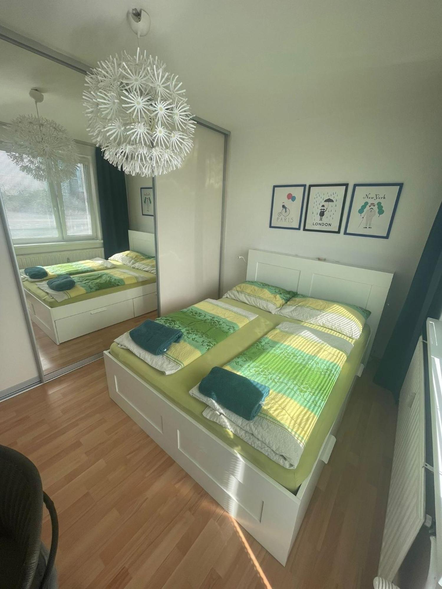 Park View City Center Location Apartment With Balcony 브라티슬라바 외부 사진