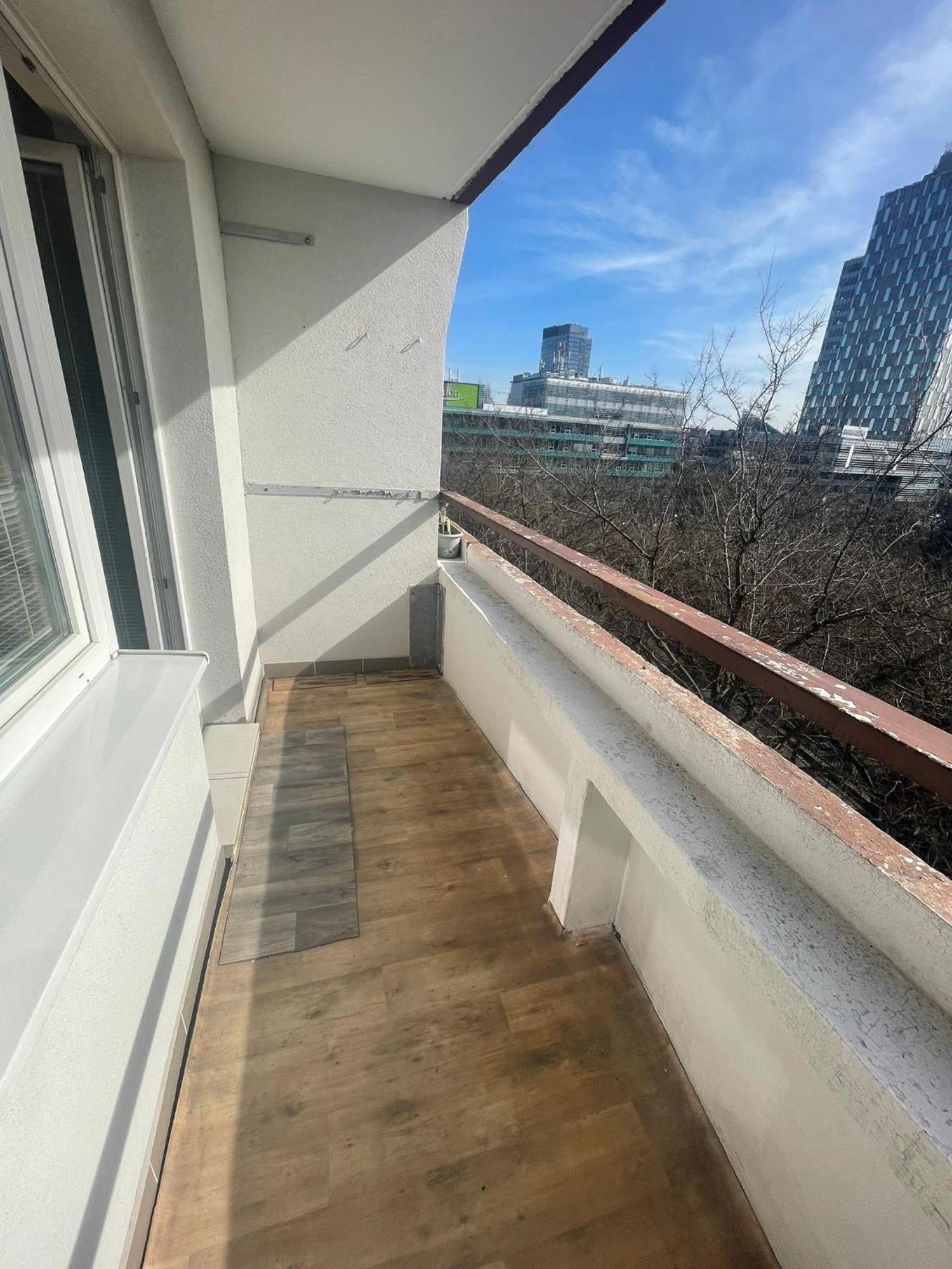 Park View City Center Location Apartment With Balcony 브라티슬라바 외부 사진