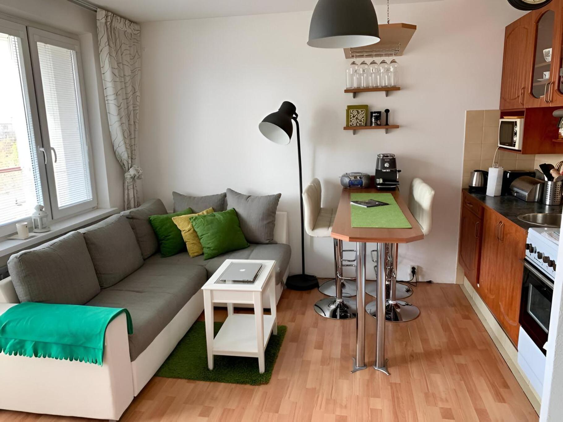 Park View City Center Location Apartment With Balcony 브라티슬라바 외부 사진